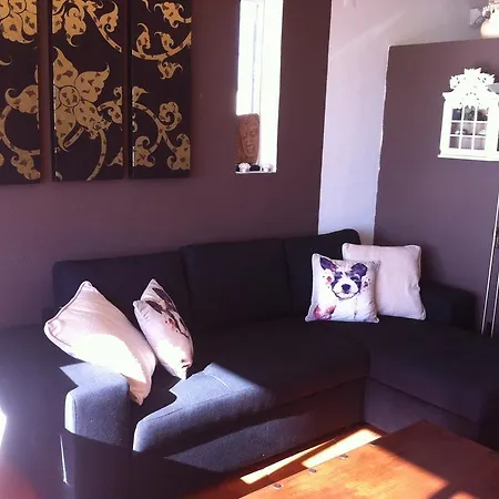 Casa Quatro Apartment *